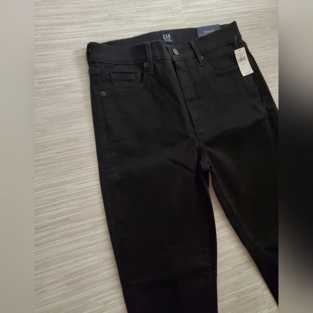 GAP High Rise Sculpt True Skinny Ankle Jeans RAW HEM Black Size 27/4 RT$99 NWT